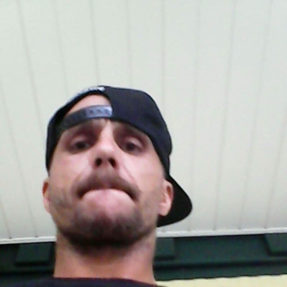 Meet your Posher, Clint